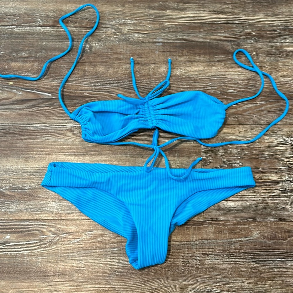 Frankie’s bikini